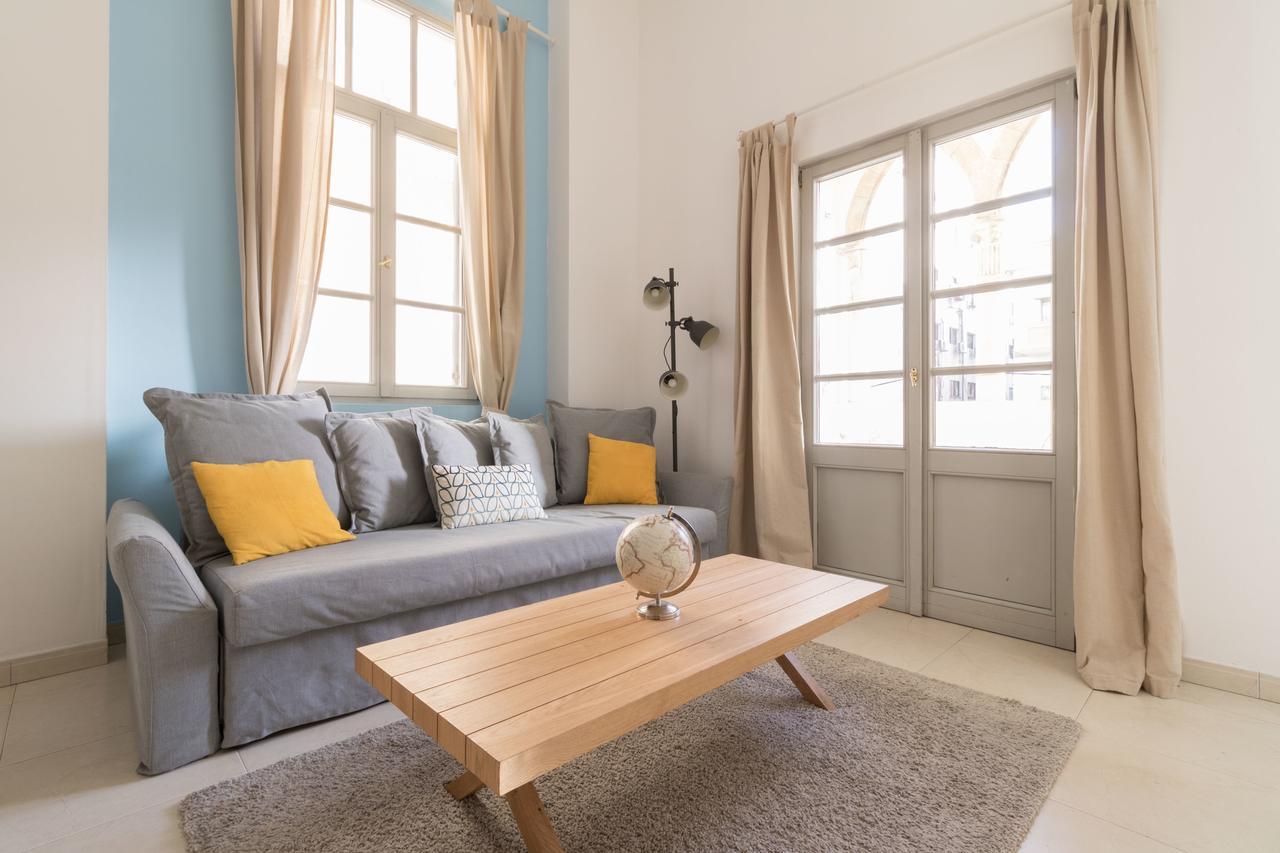 Sweethome26 Luxury Apt Sea View 50 Meters From The Beach Free Parking تل أبيب المظهر الخارجي الصورة